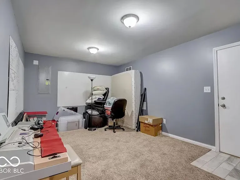 3083 Armory Dr — Photo 24