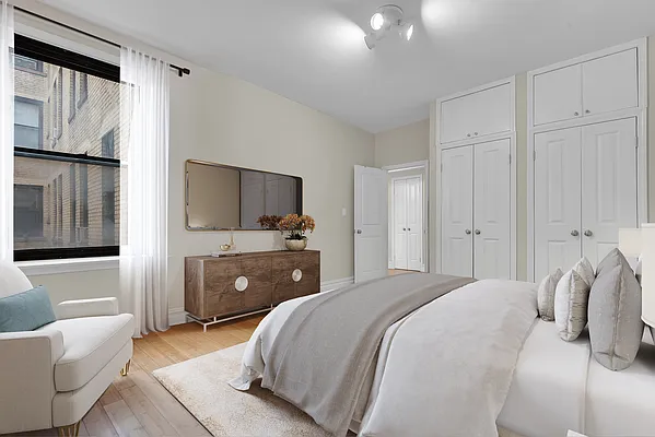 Bedroom, photo 2