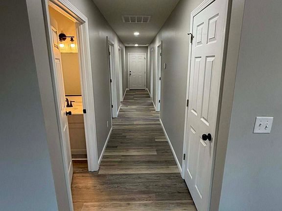 5th image of 3982 Abbey Way