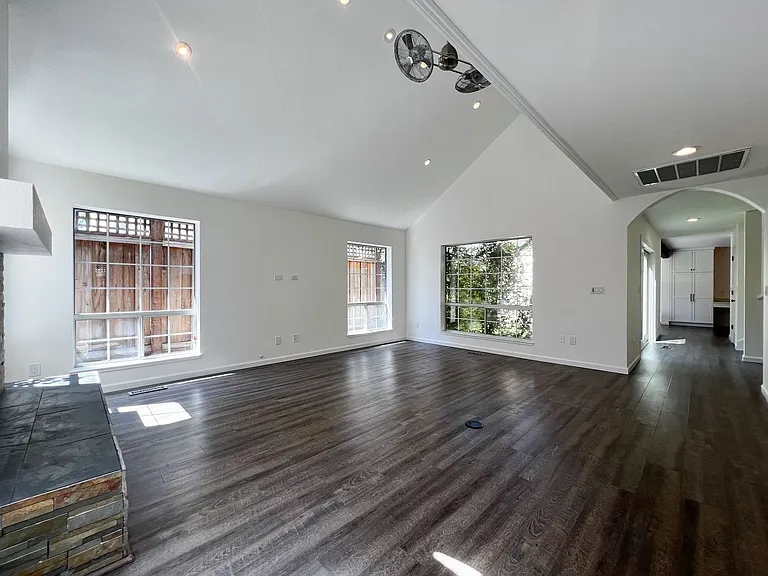 716 La Homa Dr — Photo 11