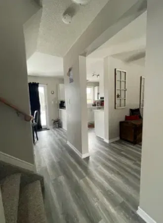 3 bed, 1200 sqft, $2,600 — Photo 4