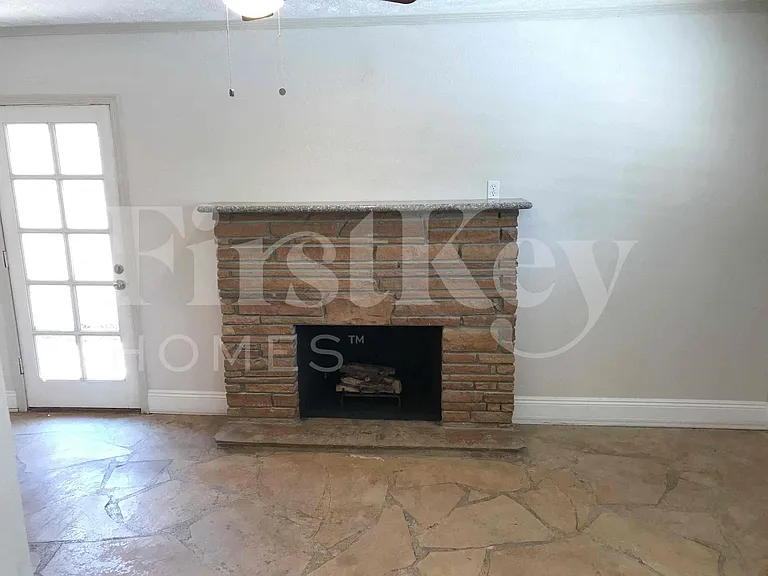 7427 E McKinley St — Photo 10