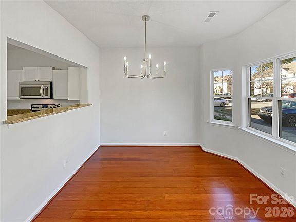 3rd image of 12254 Savannah Garden Dr