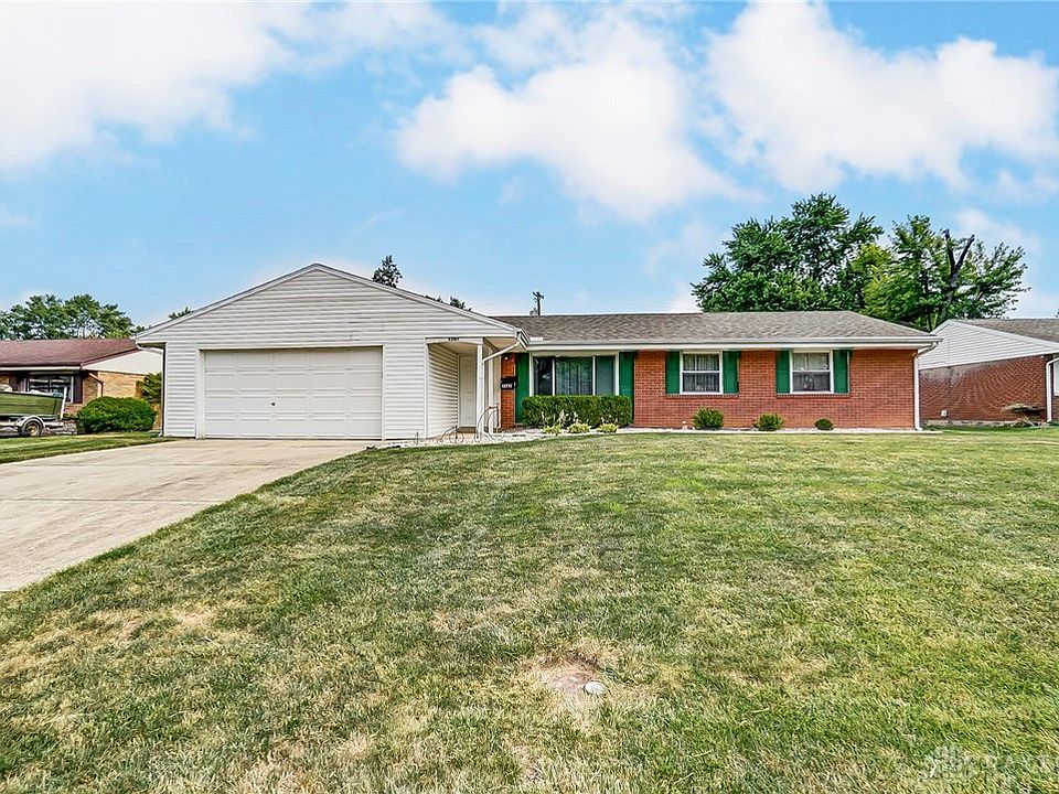 1st image of 3207 Gardenia Dr