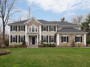 6 Slayton Dr, Short Hills, NJ 07078