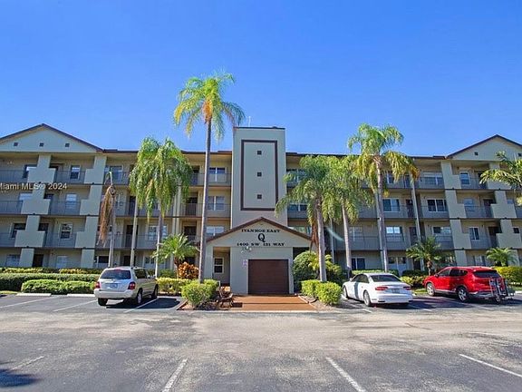 2nd image of 1400 SW 131st Way #408q
