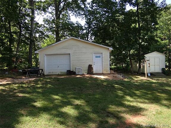 4th image of 533 Lauren Wood Ct