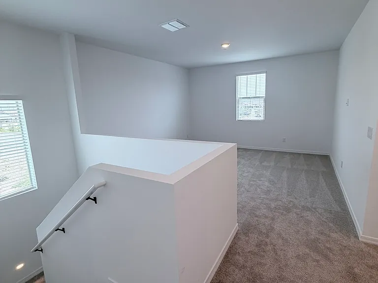 24172 W Raymond St — Photo 32