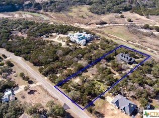 1006 Mustang Crossing Dr, Pipe Creek, TX 78063
