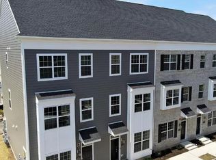 98 King St #98, Bensalem, PA 19020