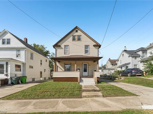252 17th St NW, Barberton, OH 44203