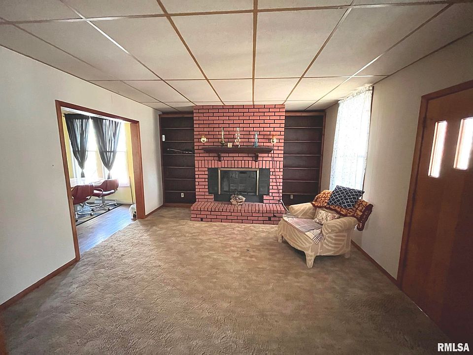 409 S Madison St, Kinmundy, IL 62854 MLS EB451080 Zillow