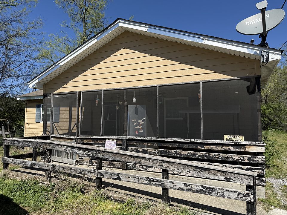 1st image of 303 Cainsville Rd