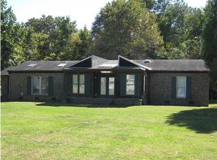 355 Jeffers Ln, Goose Creek, SC 29445