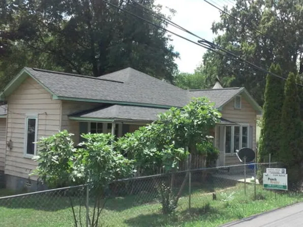 401 Moore St, Dalton, GA 30720