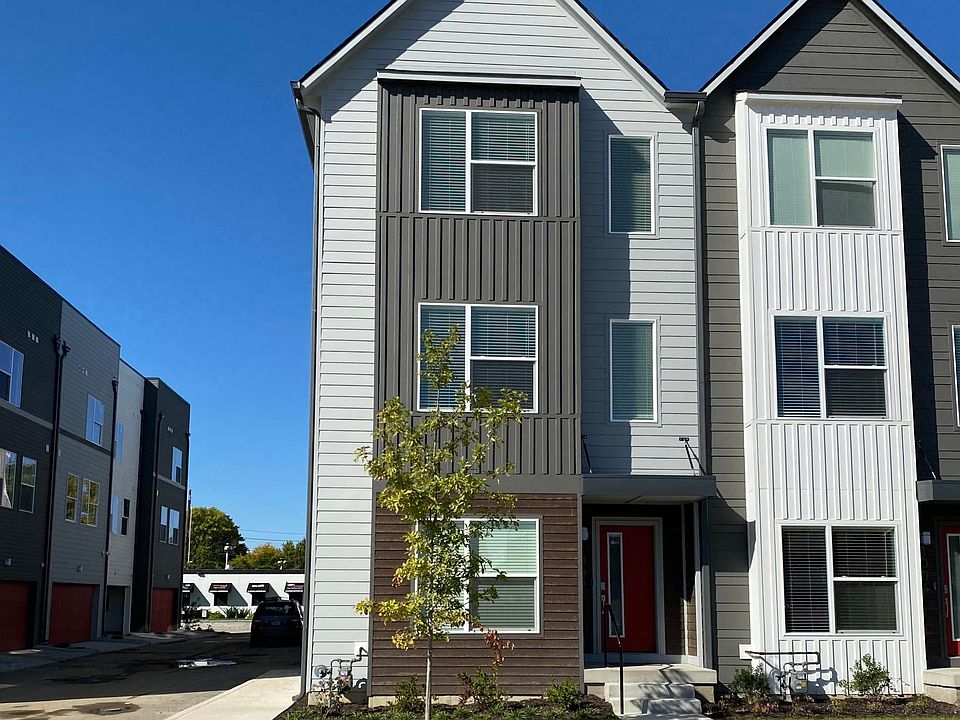 1st image of 1002 Sterling St #1002