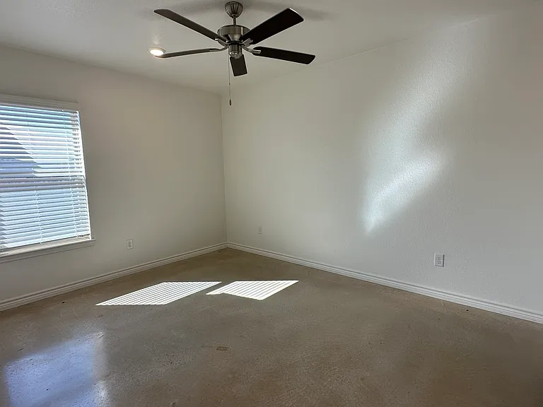 1209 Lehmann Dr #B — Photo 13