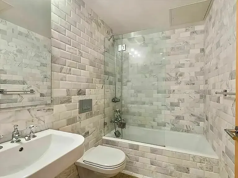 154 W 70th St #4E — Photo 11