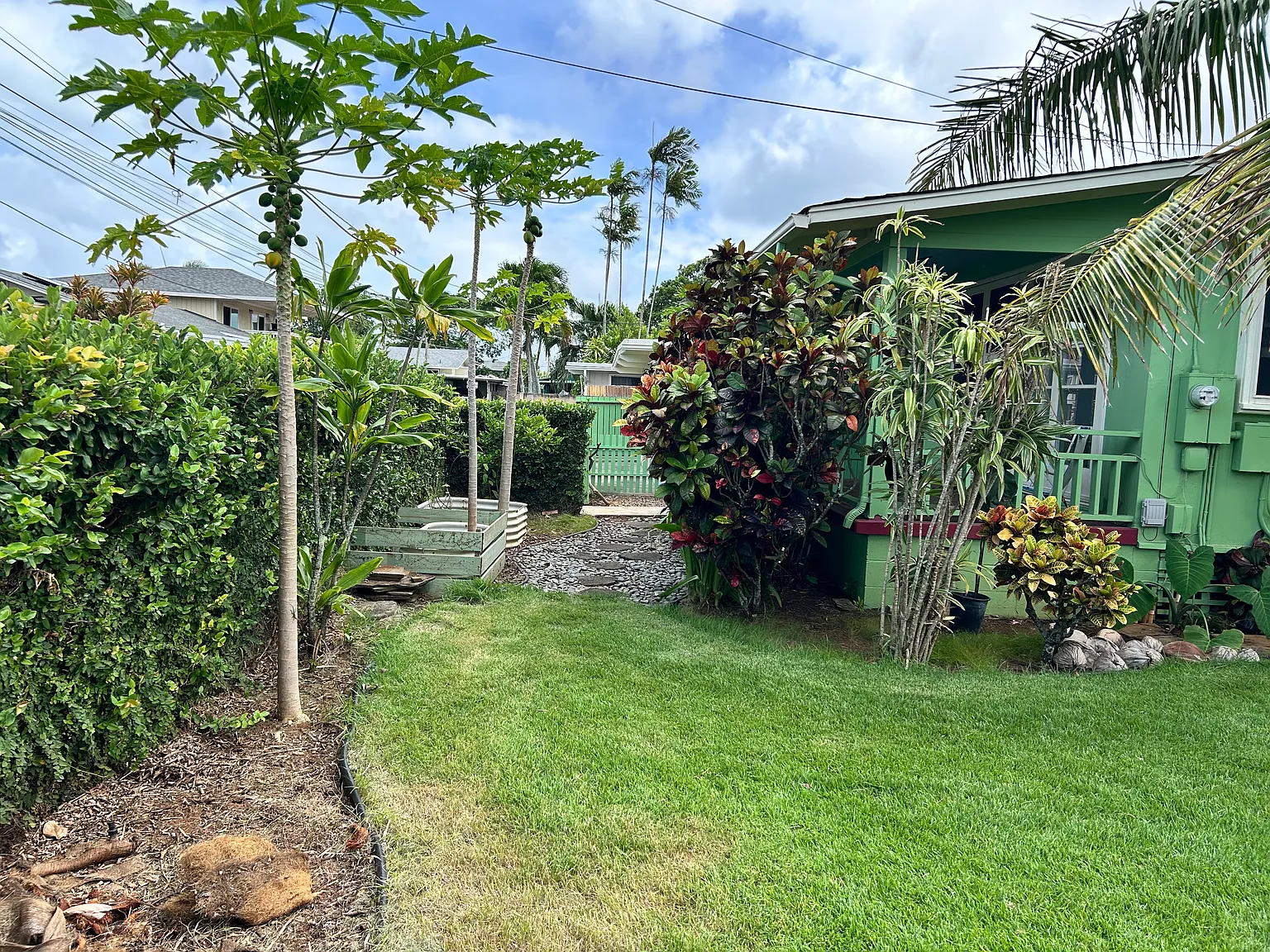 339 Olomana St — Photo 4