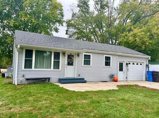325 South St, Fall River, WI 53932