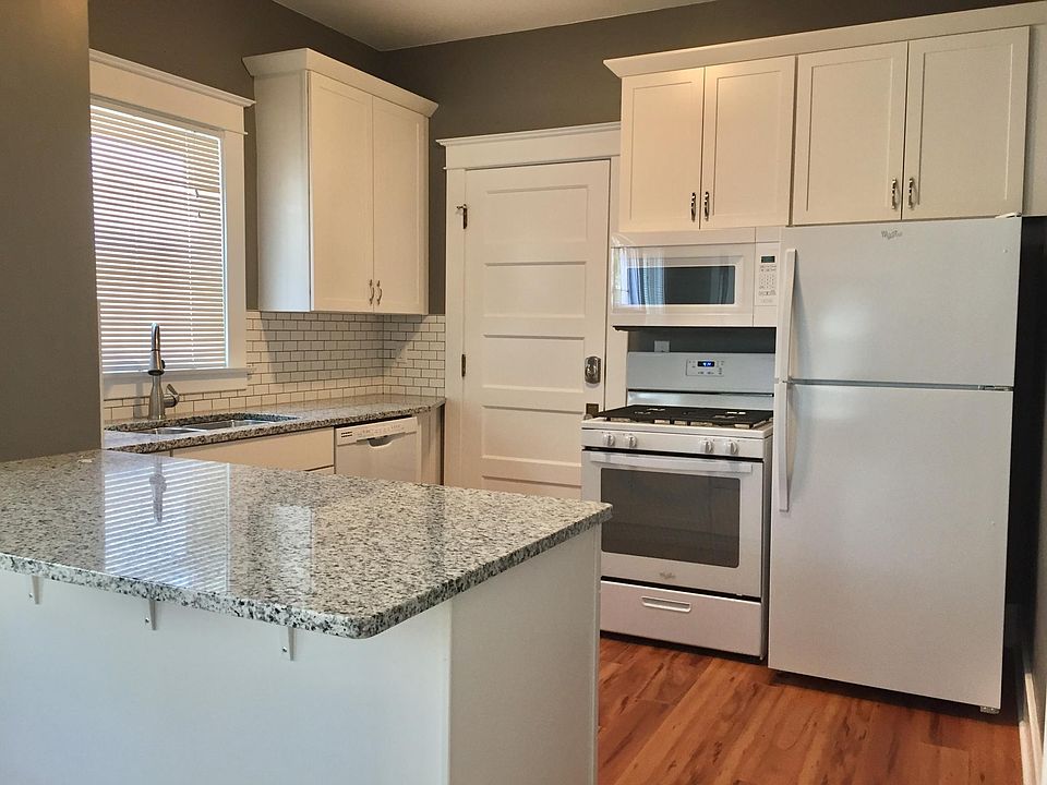 Newly remodeled kitchen with new appliances