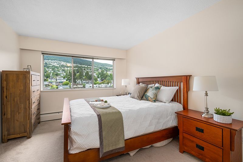 West Vancouver Apartment for rent - 2 Bedrooms — photo 10