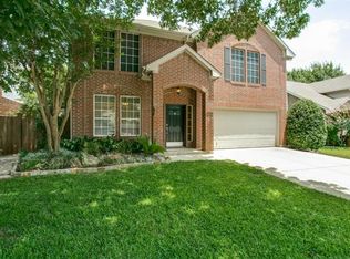 1906 Hunters Ridge Dr, Grapevine, TX 76051