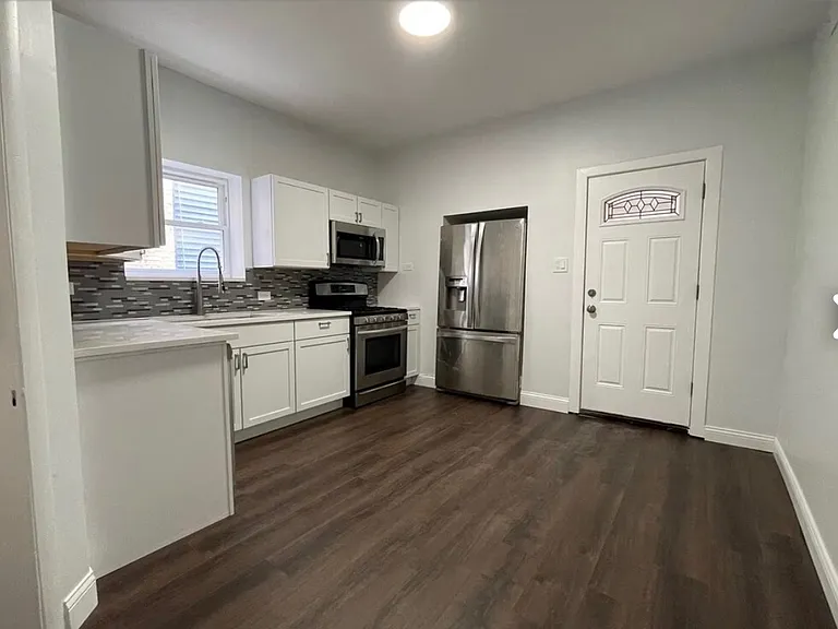 4918 N Monticello Ave #1 — Photo 3