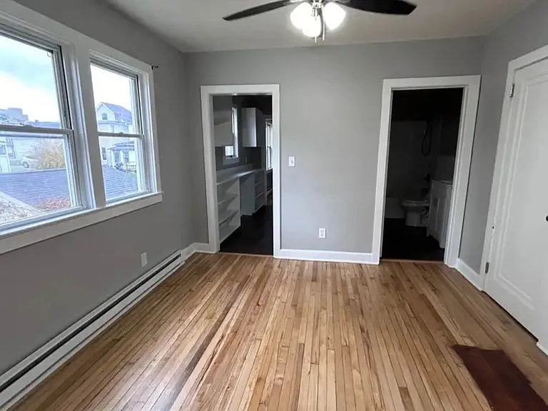 631 Mulberry Ave #631 — Photo 6