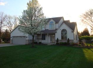 2008 Roycroft Dr, Holland, OH