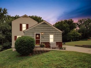 4148 NE Kelsey Rd, Kansas City, MO 64116
