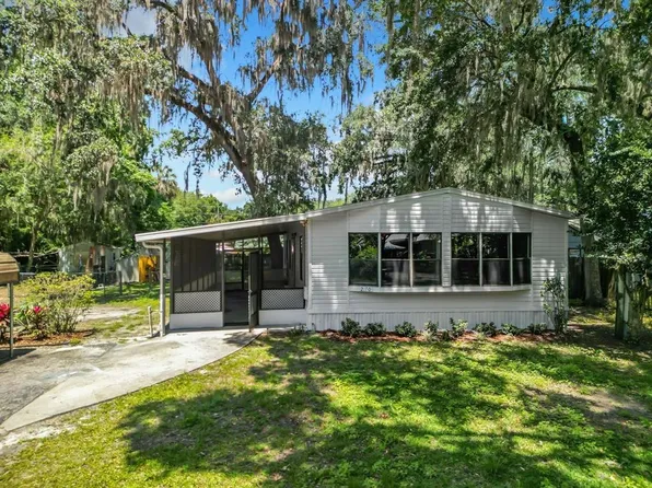 2170 County Road 422, Lake Panasoffkee, FL 33538