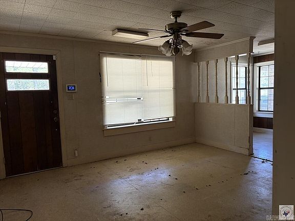 3rd image of 601 Columbia County Rd #200