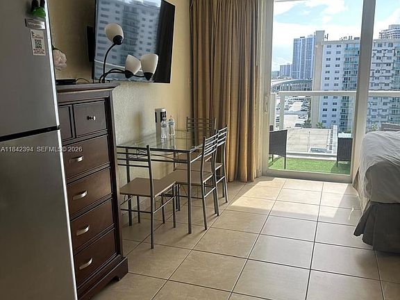 2nd image of 19201 Collins Ave #1133