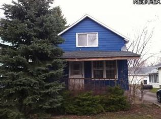 421 7th St, Fairport Harbor, OH 44077