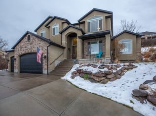 493 S Cynthia Way, North Salt Lake, UT 84054