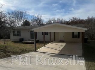 379 Laurel Rd, Clinton, TN 37716