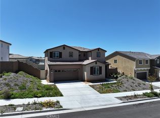 33045 Chiffon Ln, Winchester, CA 92596