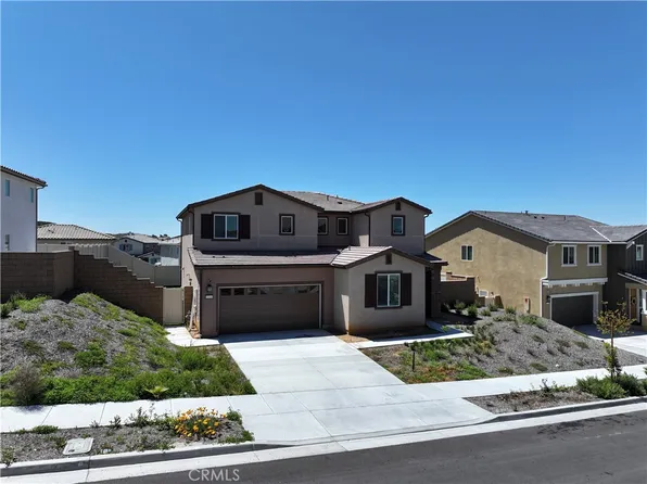 33045 Chiffon Ln, Winchester, CA 92596