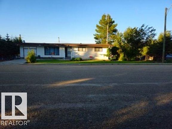 2nd image of 4910 53rd Ave
