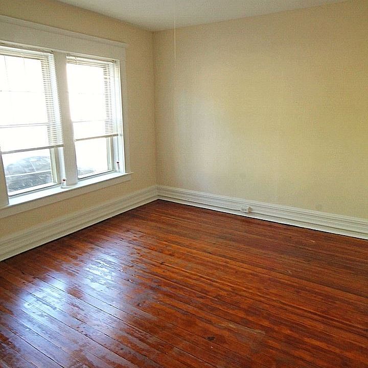 2nd image of 11 Crystal Ave APT 1L
