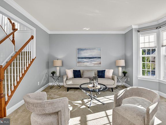 4th image of 7809 Stanley Ln