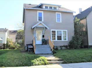 1207 Center St, Racine, WI 53403