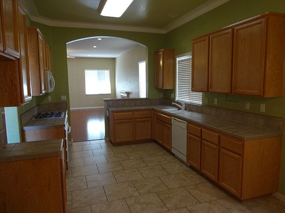 4th image of 1992 San Esteban Cir