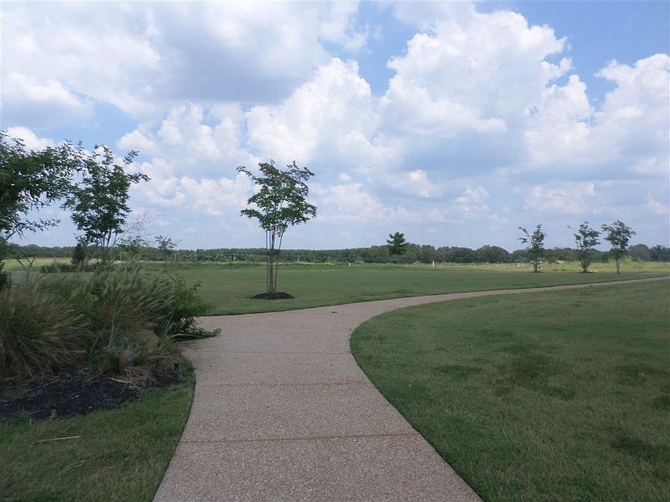 2nd image of 4707 W Petite Loop