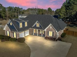 208 Suffolk Way, McDonough, GA 30252