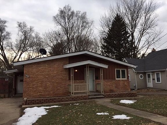 5th image of 3901 15th Ave