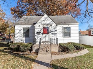 223 N Rensselaer St, Griffith, IN 46319