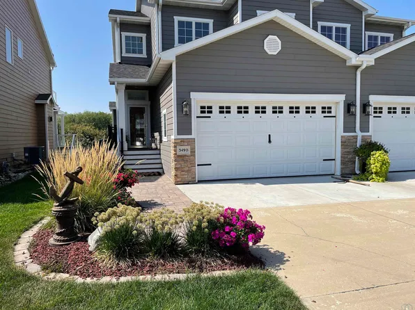 349B Lakeshore Dr, North Sioux City, SD 57049