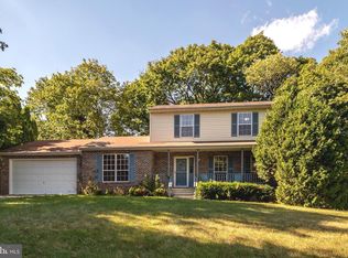 1400 Popes Creek Dr, Hampstead, MD 21074